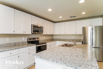 207 Southern Breeze Lp in Winter Haven, FL - Building Photo - Building Photo
