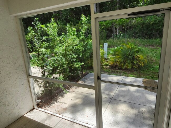 2912 Westmoreland Ct, Unit Veterans Villas in New Port Richey, FL - Building Photo - Building Photo