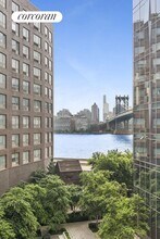 252 South St in New York, NY - Foto de edificio - Building Photo