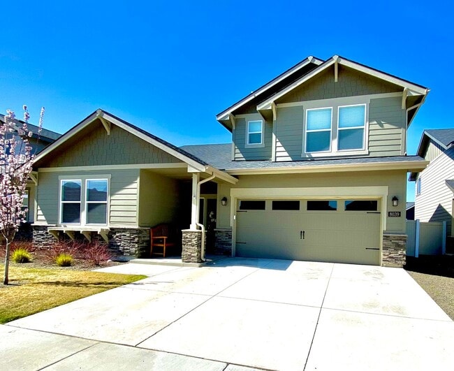 property at 8039 S Topaz Ridge Ave