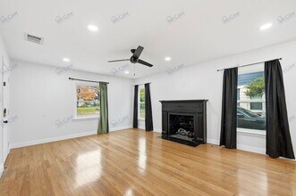 1622 Hollywood Ave in Dallas, TX - Building Photo - Building Photo