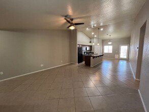 3174 S Robert Way in Yuma, AZ - Building Photo - Building Photo