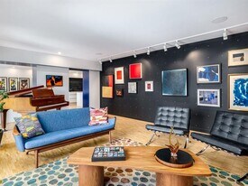 2600 Ave Pierre-Dupuy in Montréal, QC - Building Photo