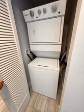 1027 NW 1st Ct, Unit A1 in Miami, FL - Building Photo - Building Photo