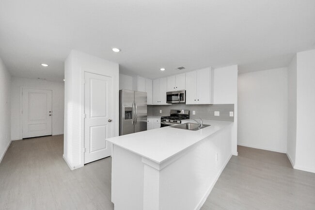 833 Vlg Brk Dr in Willis, TX - Building Photo - Building Photo