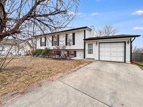 17401 E Gunnison Pl in Aurora, CO - Building Photo - Building Photo