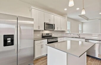 288 Kapok St in Buda, TX - Building Photo - Building Photo