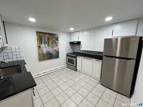 120 Lexington Ave in Norwalk, CT - Building Photo - Building Photo