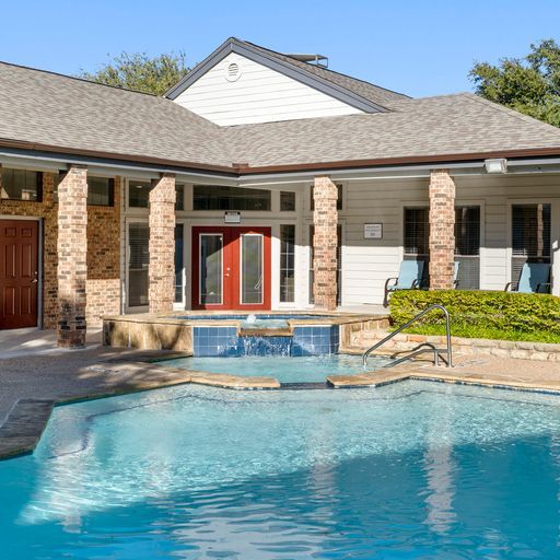The Place at Briarcrest in Carrollton, TX - Foto de edificio