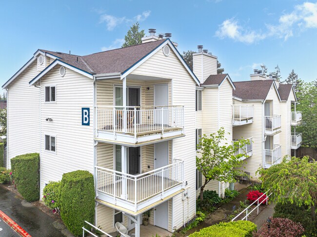 Huntington Heights Condominiums
