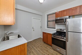 5461 S Everett Ave in Chicago, IL - Building Photo - Building Photo