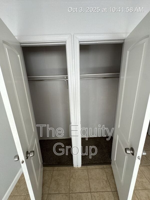 570 S Richmond Ave in Hanford, CA - Building Photo - Building Photo