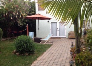 3270 Cedar St, Unit 1 in San Diego, CA - Foto de edificio - Building Photo