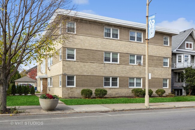 929 S Oak Park Ave in Oak Park, IL - Foto de edificio - Building Photo