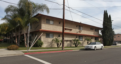 El Caballero in Los Angeles, CA - Building Photo - Building Photo