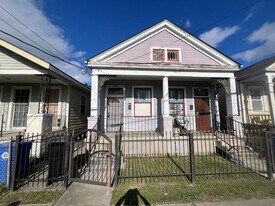 7465-7467 Garfield St in New Orleans, LA - Building Photo