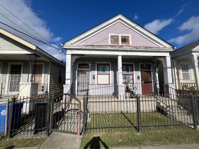 property at 7465-7467 Garfield St