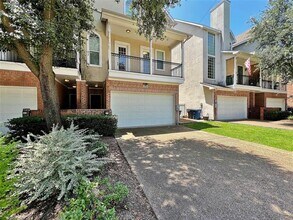 5808 La Vista Dr in Dallas, TX - Building Photo - Building Photo