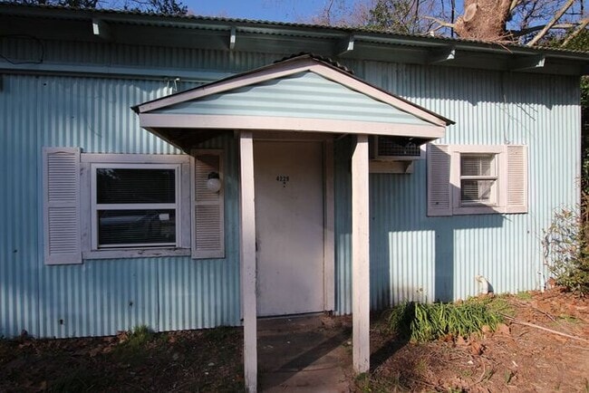 4229 Old Chandler Rd