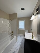 500 Peale St in Joliet, IL - Foto de edificio - Building Photo