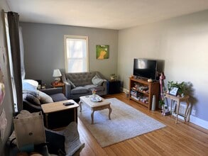 412 6th Ave in Eau Claire, WI - Building Photo - Building Photo