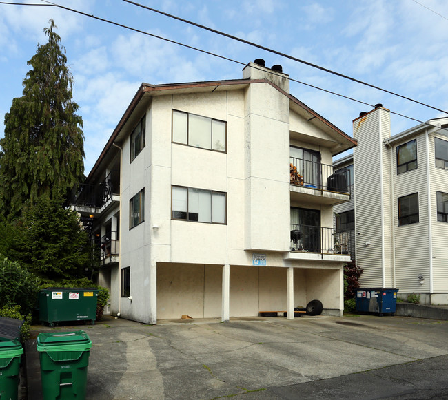 14th Ave Apartments in Seattle, WA - Building Photo - Building Photo