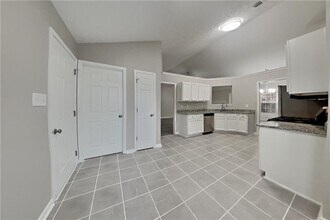 775 James Ridge Dr in Lawrenceville, GA - Building Photo - Building Photo