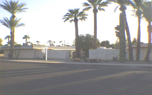 Fontainbleau Apartments in Phoenix, AZ - Building Photo