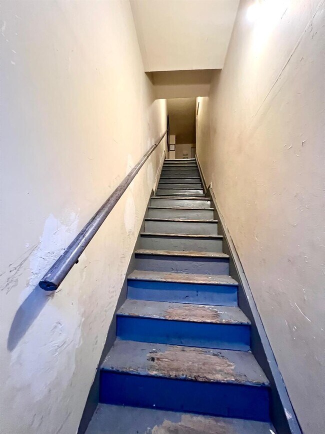 1 John St-Unit -2 in Middletown, NY - Building Photo - Building Photo