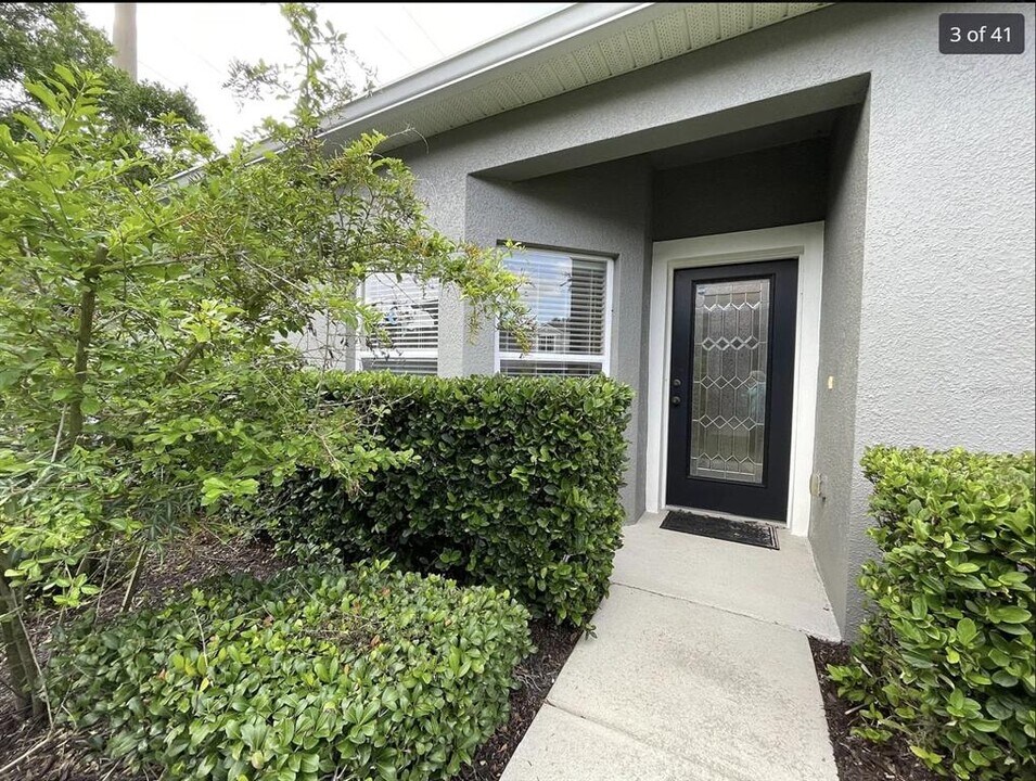 1130 Travertine Terrace in Sanford, FL - Building Photo