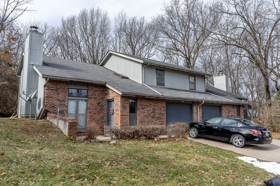 1605-1607-1607 Handley Pl in Columbia, MO - Building Photo