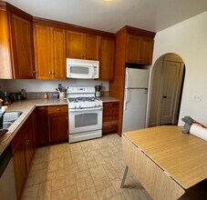 815 Orange Grove Pl, Unit 815 in South Pasadena, CA - Foto de edificio - Building Photo