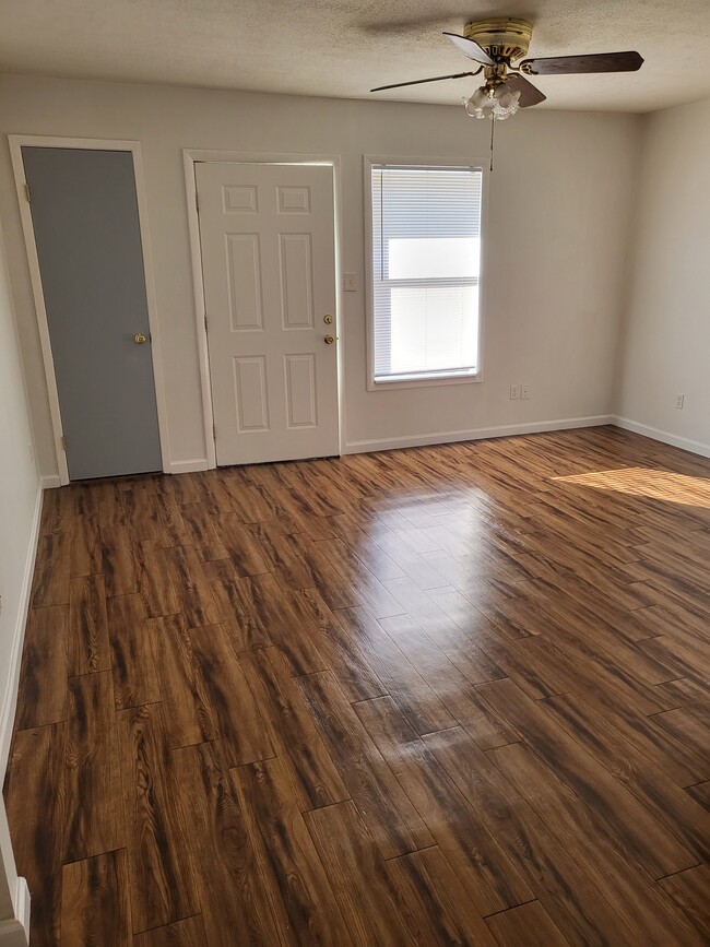 120 Cindy Ln, Unit 120 in O'Fallon, IL - Building Photo - Building Photo