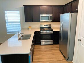 13604 Buckalew St in Elgin, TX - Building Photo - Building Photo