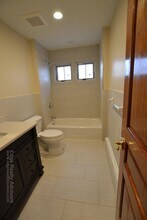 160 Bigelow St, Unit 1 in Boston, MA - Building Photo - Building Photo