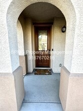 1528 Morning Glory Ln in Roseville, CA - Building Photo - Building Photo