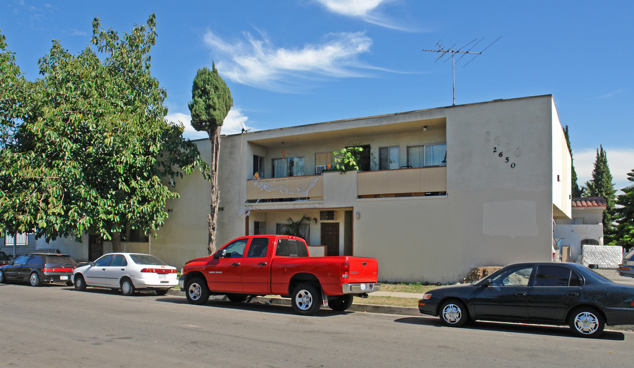 2650 Corning St in Los Angeles, CA - Foto de edificio