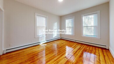 309 Hurley St, Unit 2 in Cambridge, MA - Foto de edificio - Building Photo