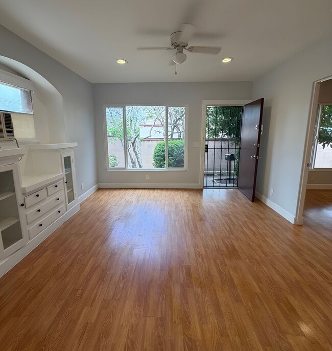 property at 4567 1/2 N Eagle Rock Blvd