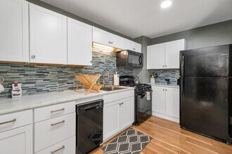 9 Cole St in Hampton, NH - Building Photo - Building Photo