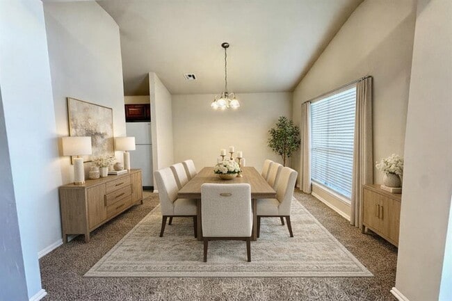 10652 NW 33rd St in Yukon, OK - Building Photo - Building Photo