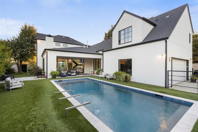 3771 Almazan Dr in Dallas, TX - Building Photo - Building Photo