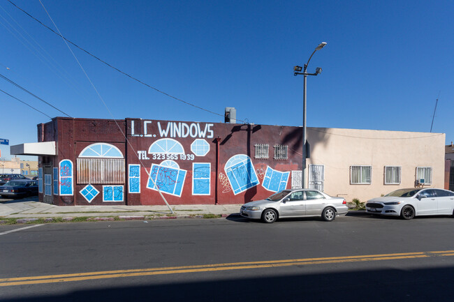 6620-6628 S Vermont Ave in Los Angeles, CA - Building Photo - Building Photo