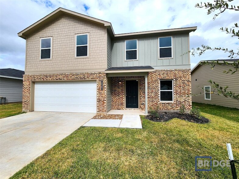 10083 Cerritos dr in Cut And Shoot, TX - Foto de edificio