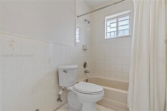 10101 W Okeechobee Rd, Unit 13202 in Hialeah Gardens, FL - Building Photo - Building Photo