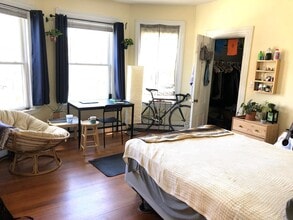 268 Broadway, Unit 268 in Cambridge, MA - Building Photo - Building Photo