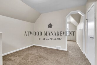 This beautifully updated 3-bedroom, 1-bath single-family home is ready for move-in! in Detroit, MI - Building Photo - Building Photo