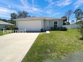 8 Round Table Ln in Palm Coast, FL - Building Photo