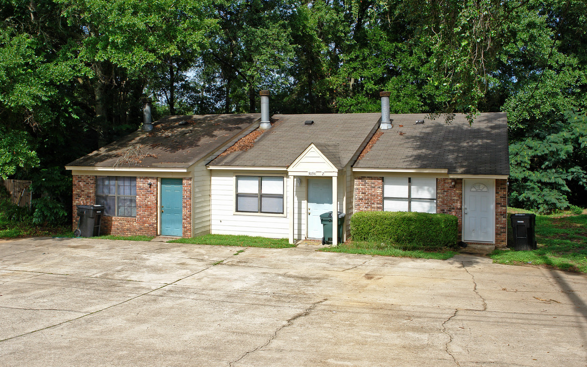 3094 Mission Rd in Tallahassee, FL - Foto de edificio
