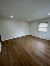 2091 Penrose Dr in Columbus, OH - Building Photo - Building Photo